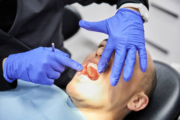 Best Emergency Tooth Extraction  in Pemberwick, CT